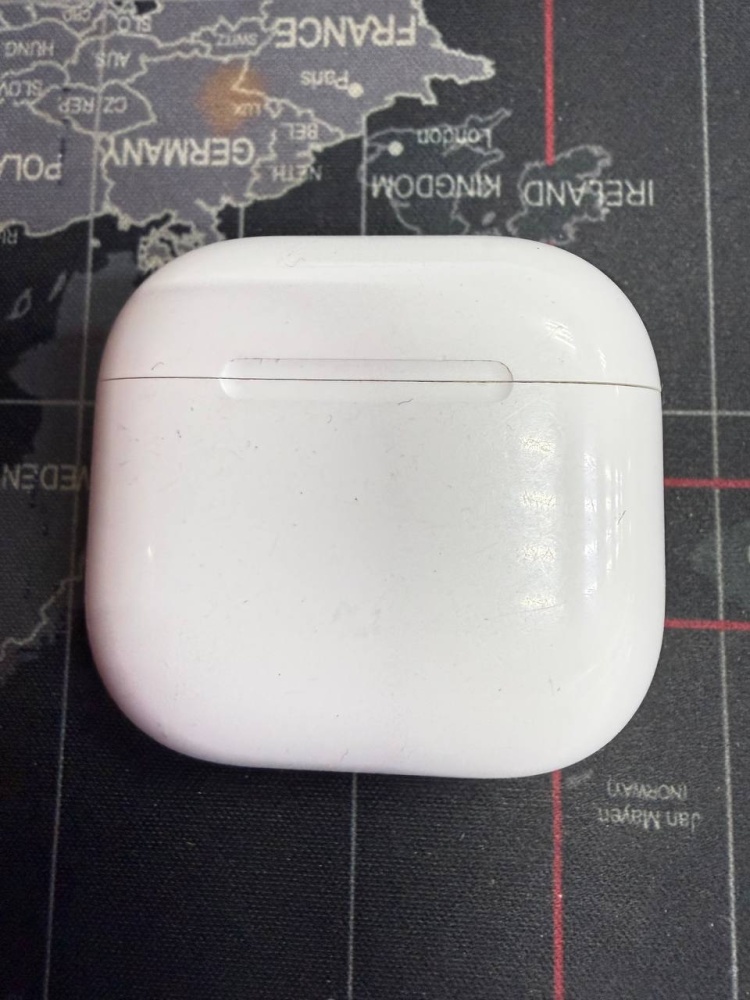 Наушники Airpods 4