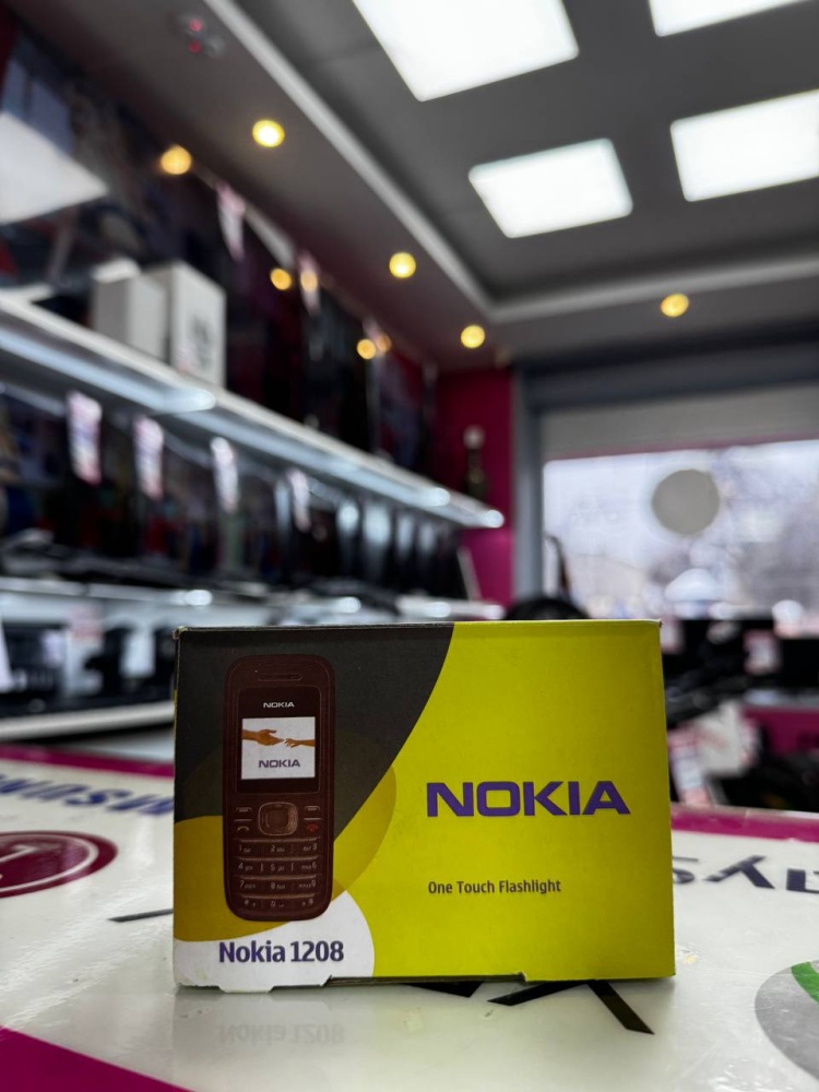 Мобильный телефон Nokia 150