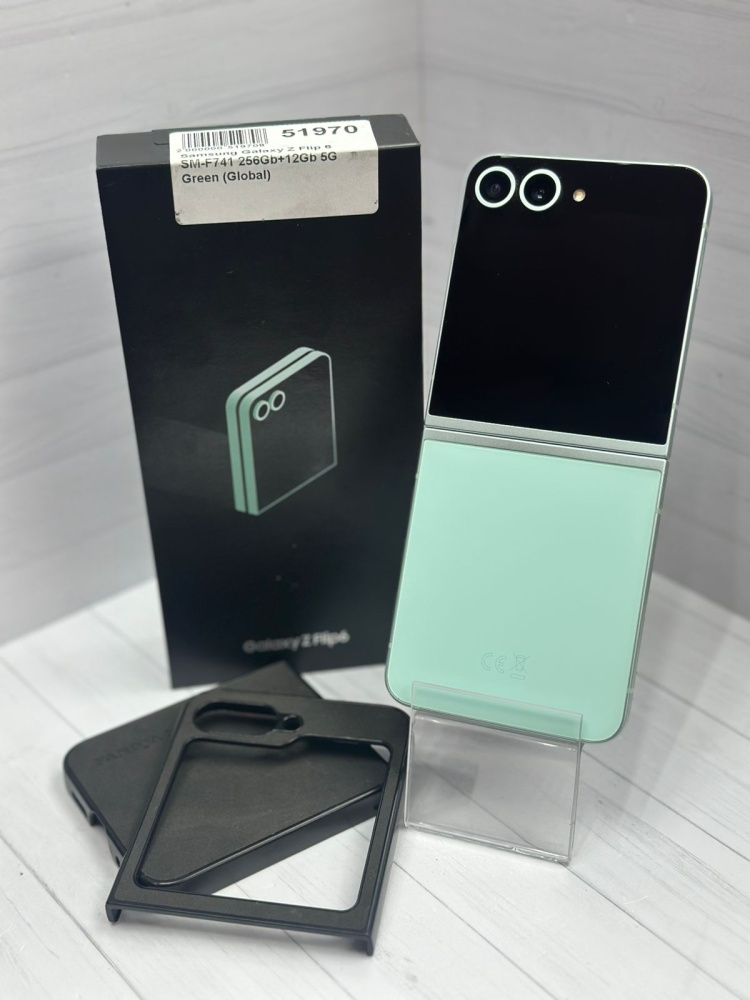 Смартфон Samsung серии Z Flip 6 12/256