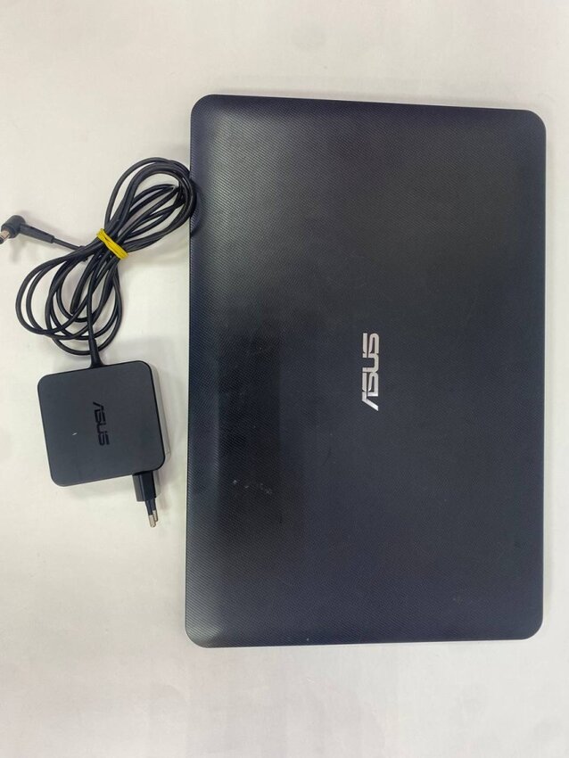 Ноутбук ASUS X554L