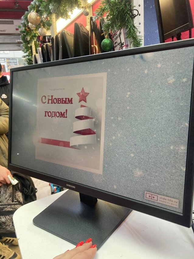 Монитор Samsung