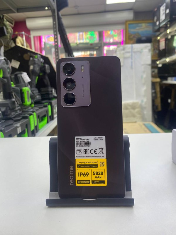 Смартфон Realme C35