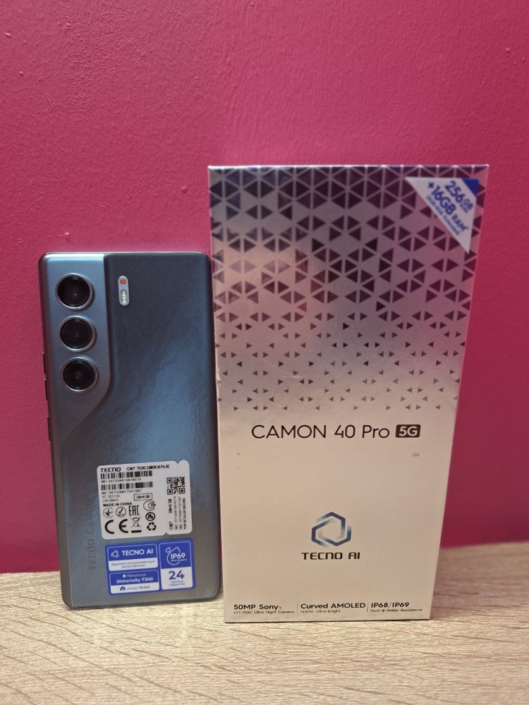 Мобильный телефон Tecno  Самон 40 PRo