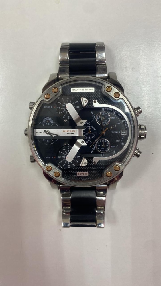 Часы Diesel