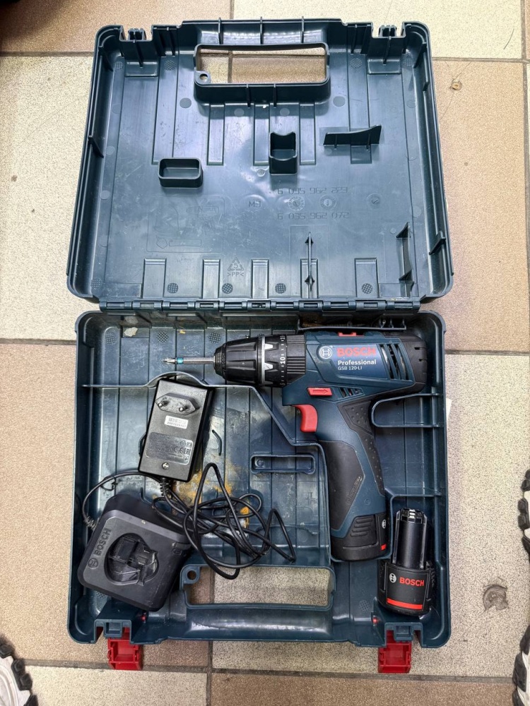 Шуруповерт Bosch GSB 120-li