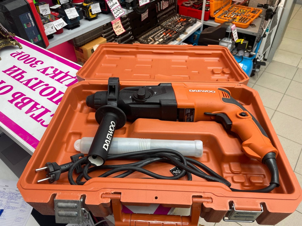 Перфоратор DAEWOO dah920